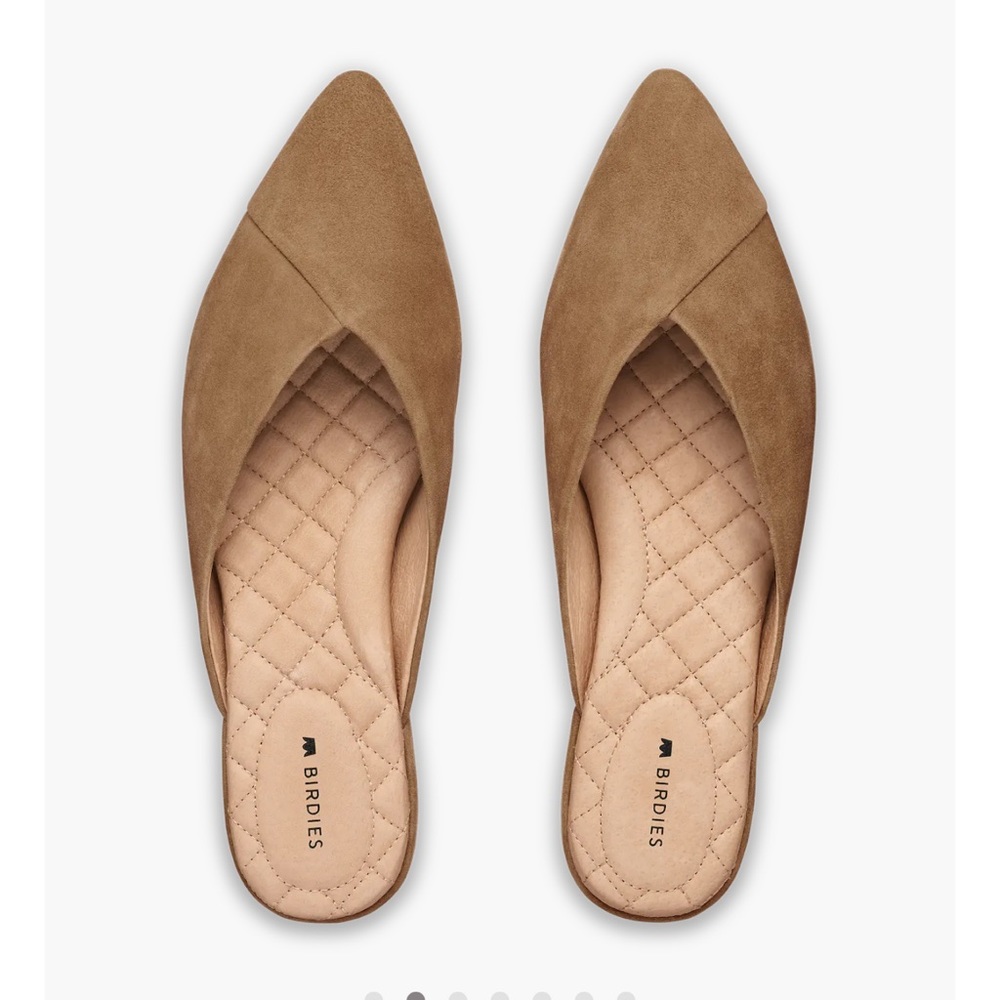 Brand new Birdies The Swan in Golden Oak. Size 9.5.